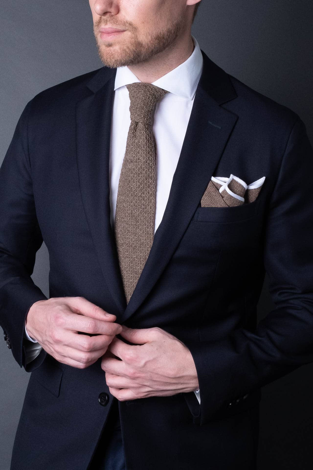 Title: Top-notch Tuxedo Tie Brands for a Stylish and Professional Look