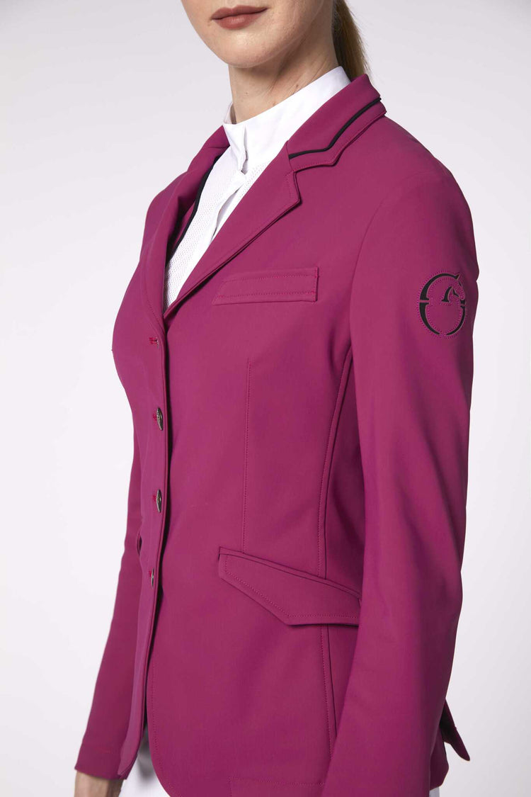 Title: Matching a Pink-Purple Suit with the Perfect Tie