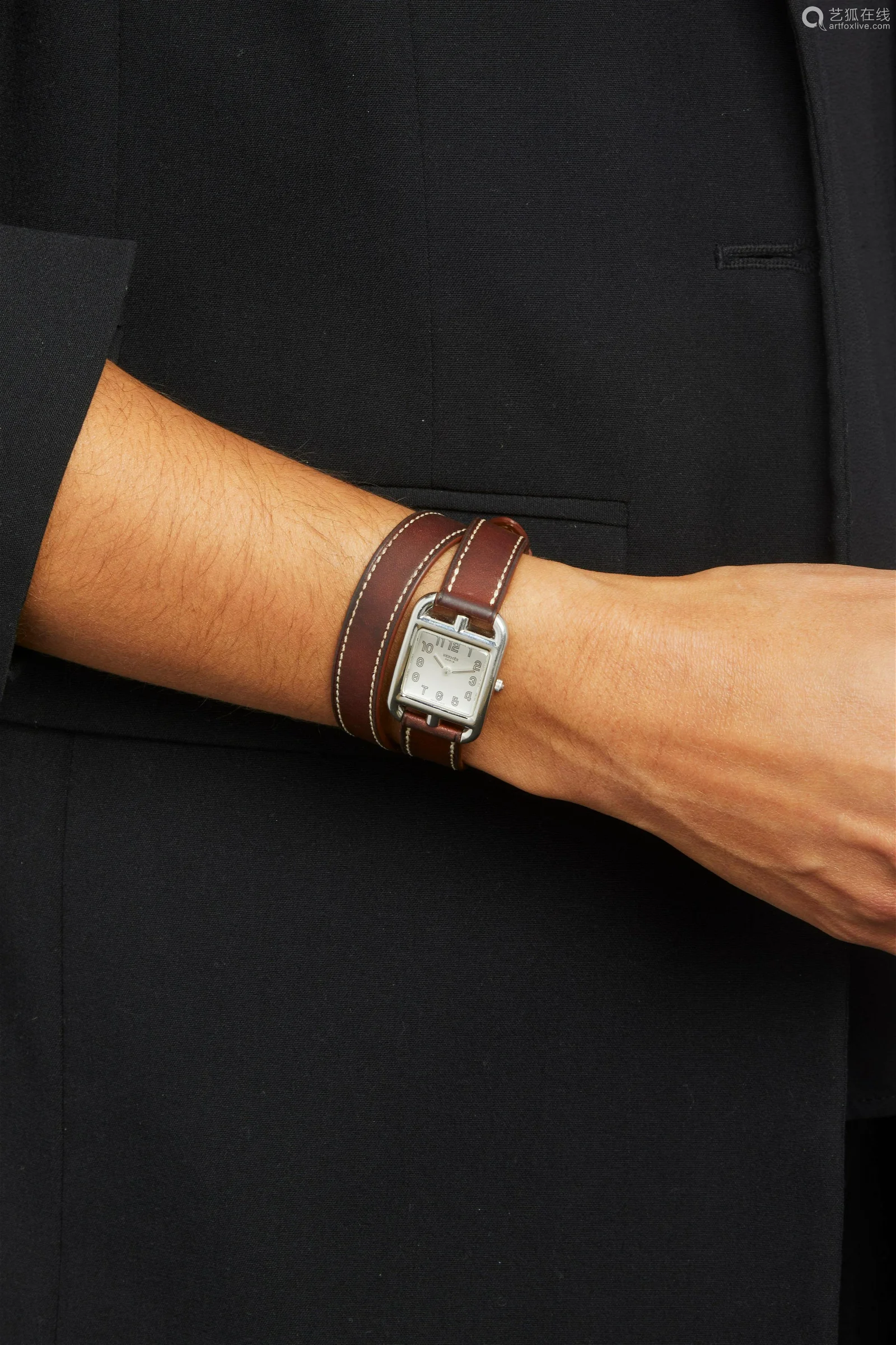 Hermes Tie Binding: A Timeless Fashion Staple