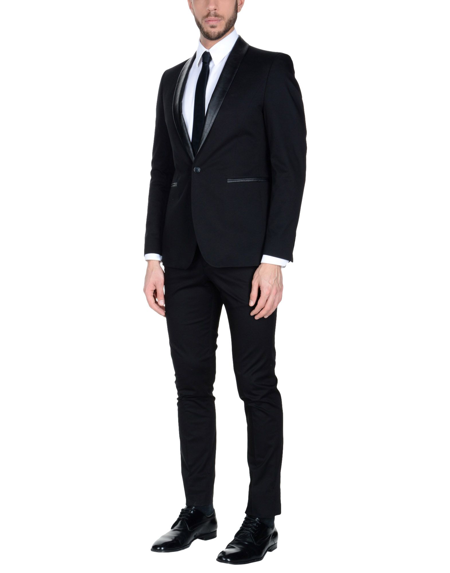 Title: The Art of Wearing a Black Tie Suit: A Comprehensive Guide to Mens Formal Attire