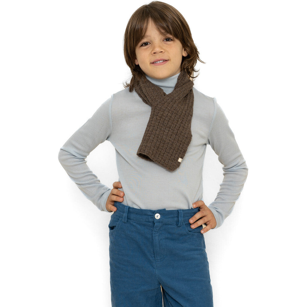 The Spread of Necktie-Wearing Children’s Wear Brands