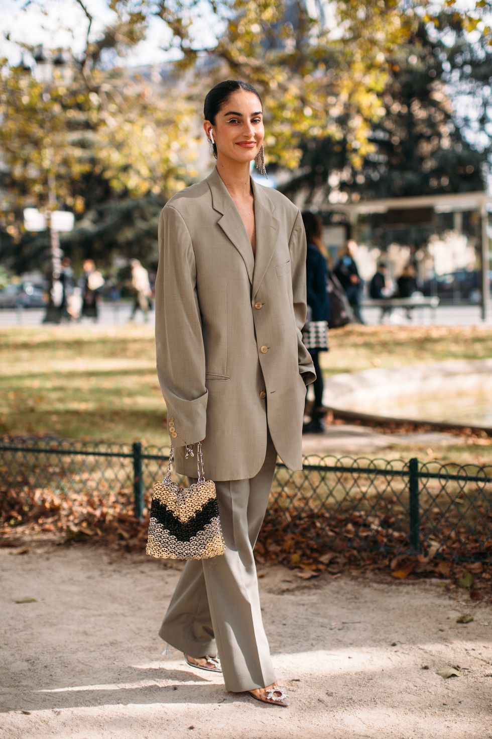 The Art of Wearing a Suit and Tie: A Fashion Photo Story