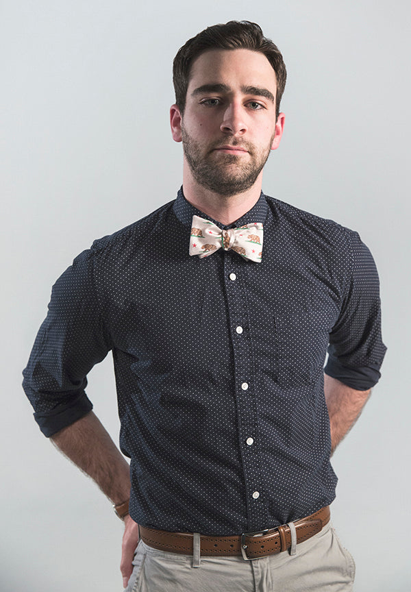 Title: The Art of Tie Knots: Unraveling the Enigma of Shirt Collars and Ribbons