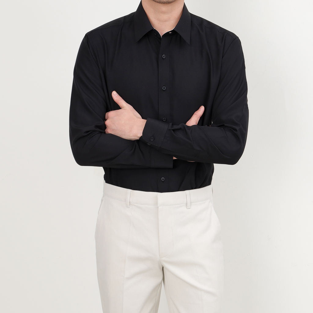 The Essence of Brand Mens Fashion: White Shirt and Black Tie