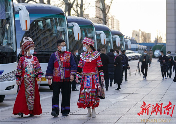 Hunan Customized Ties: A Unique Fashion Statement