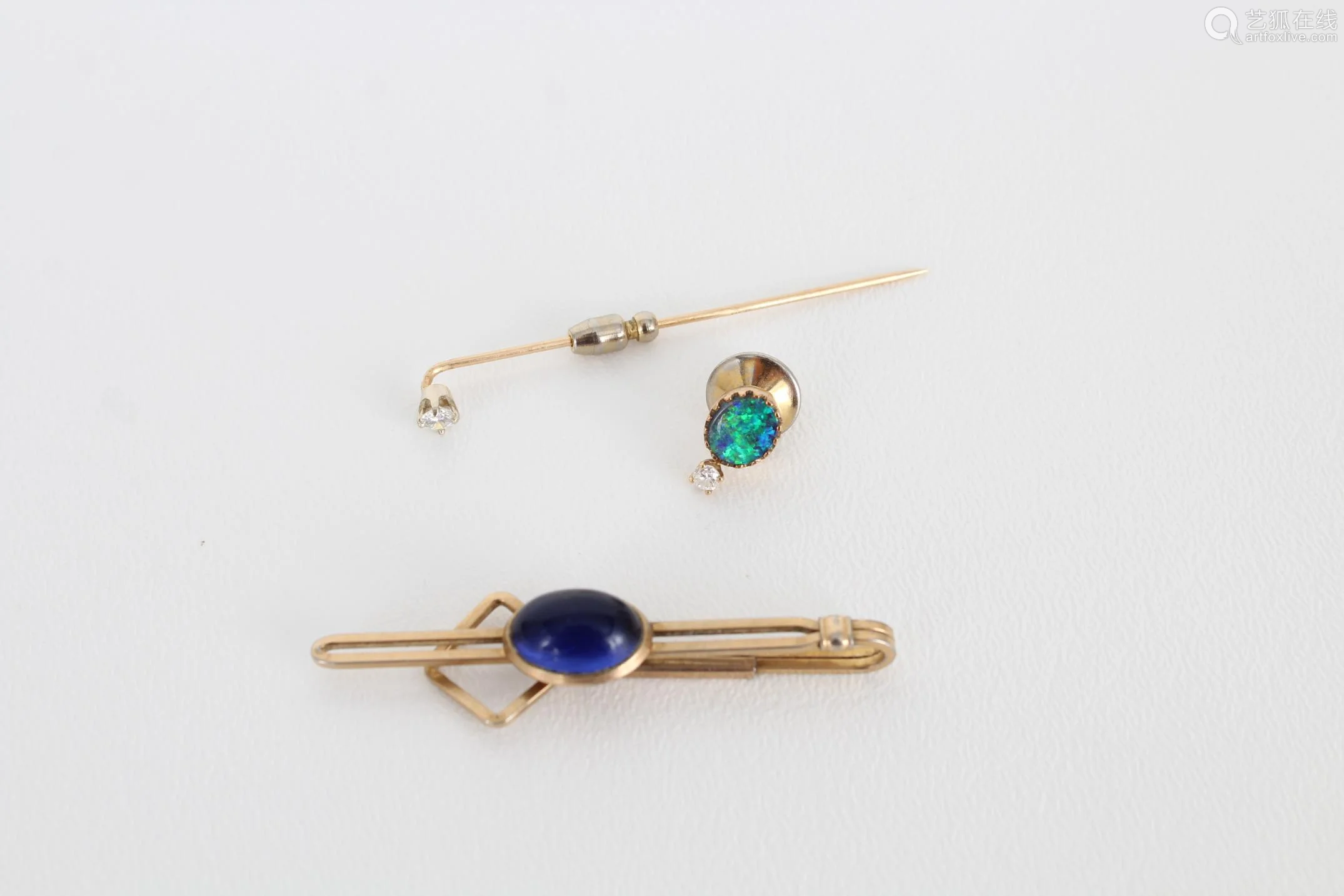 The Custom Group of Tie Pins