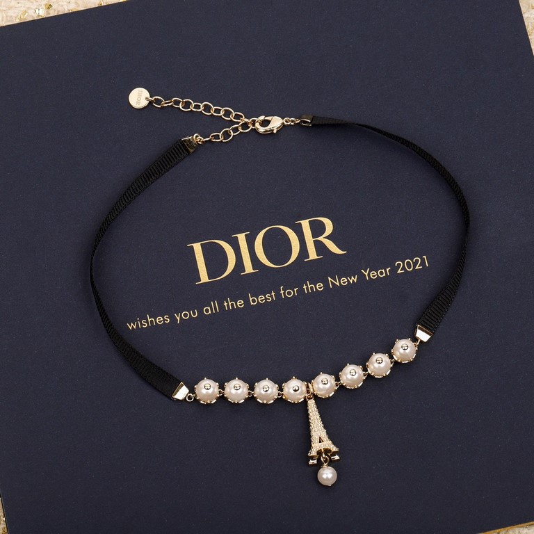 Dior Tie Necklace Styles: A Fashionable Journey