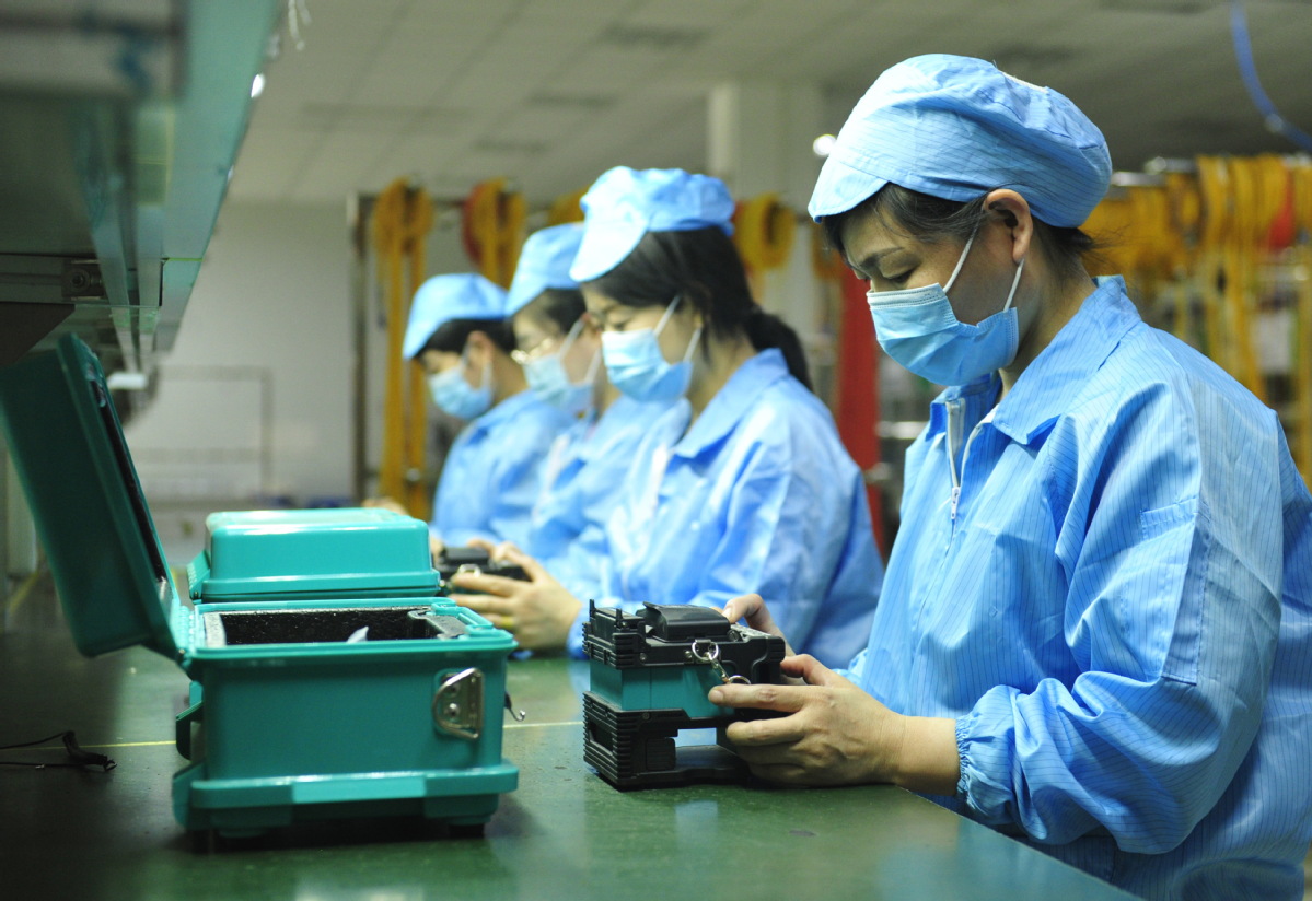 Title: Job Opportunities in Huxian County for Collar Factory Workers