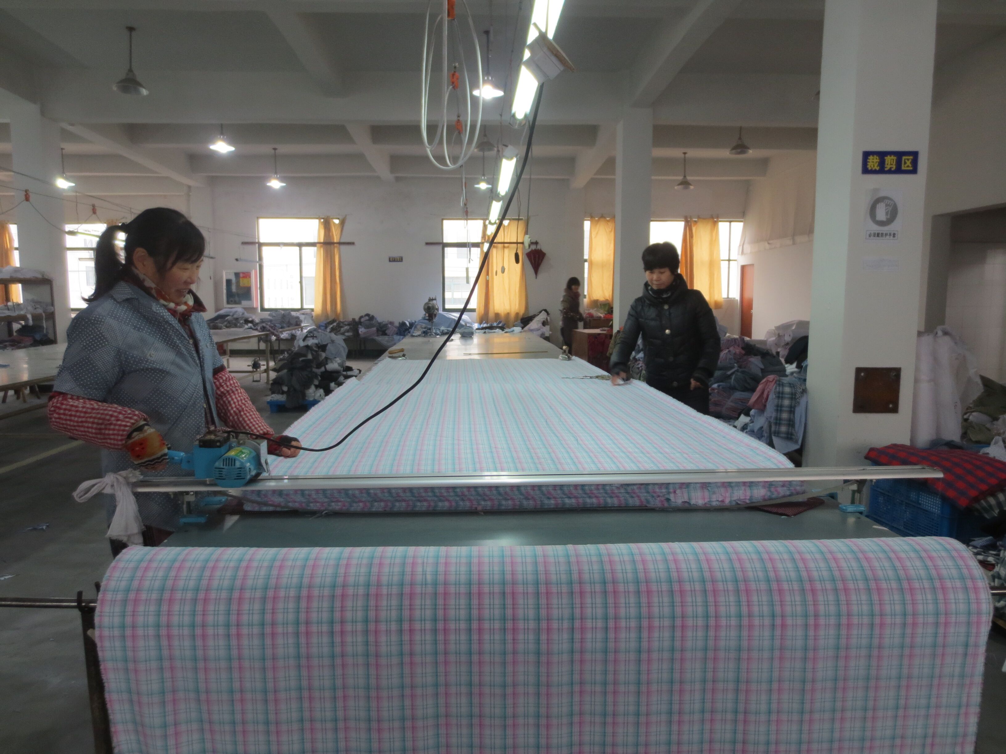 Title: Shanxiang Keer Tie Factory: A Legacy of Excellence in Woven Textiles