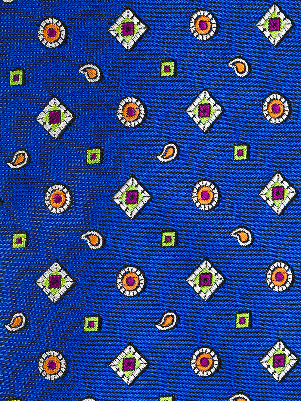 Title: The Little Tie-Collar Pattern