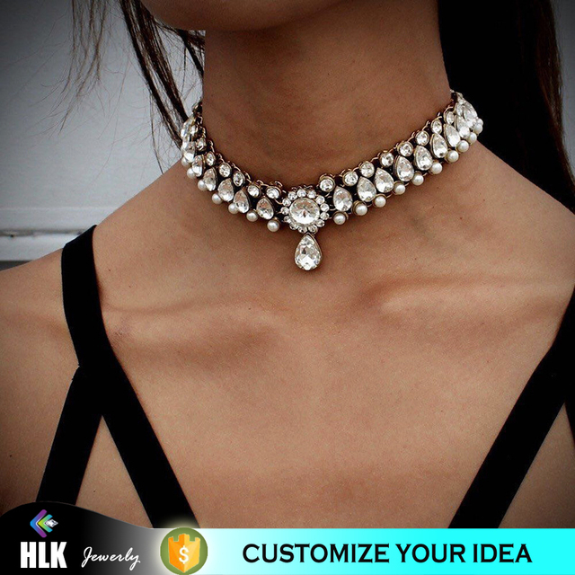 Womens Tie-Necklace Fashion: The Latest Craze in the Fashion World