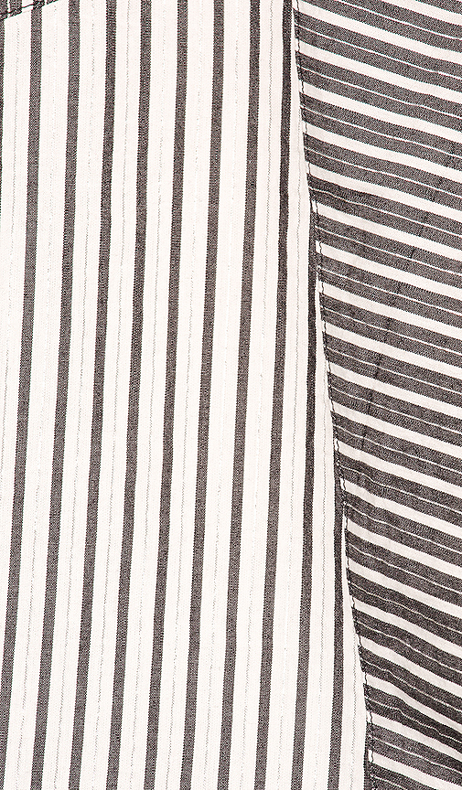 Title: The Ultimate Debate: Ties with Zigzag Stripes vs. Solid Stripes