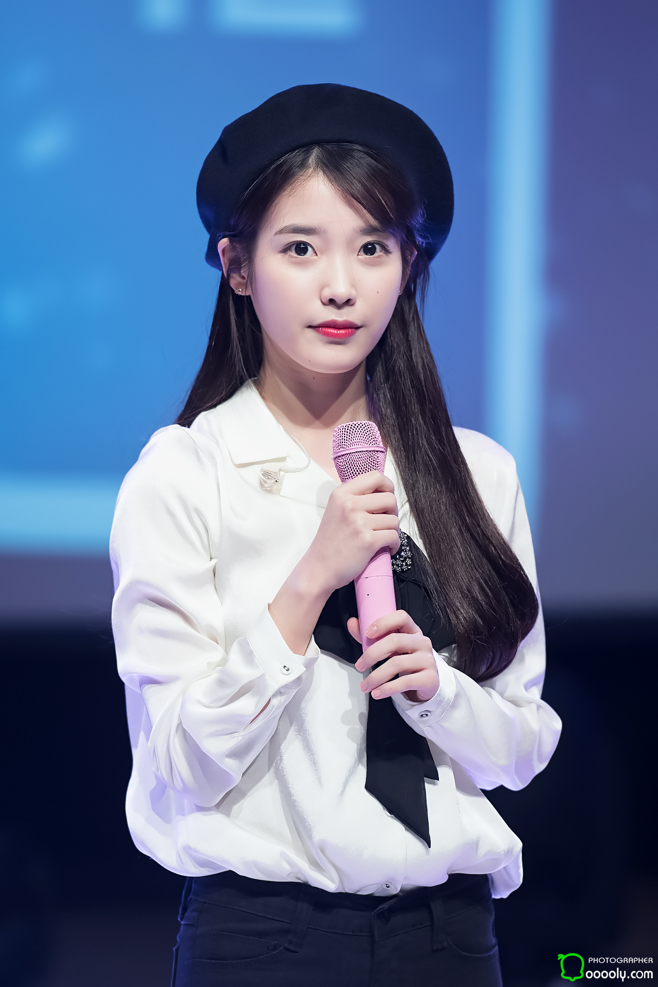 Title: IUs Enchanting and Timeless iu Style Ties: A Fashionable Icon