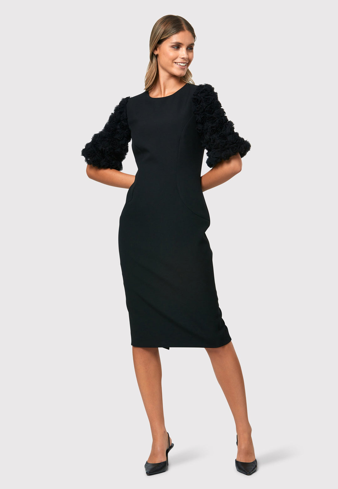 Title: Elevate Your Style with Long Sleeve Tie Dress: A Guide to the Trendy and Timeless Look