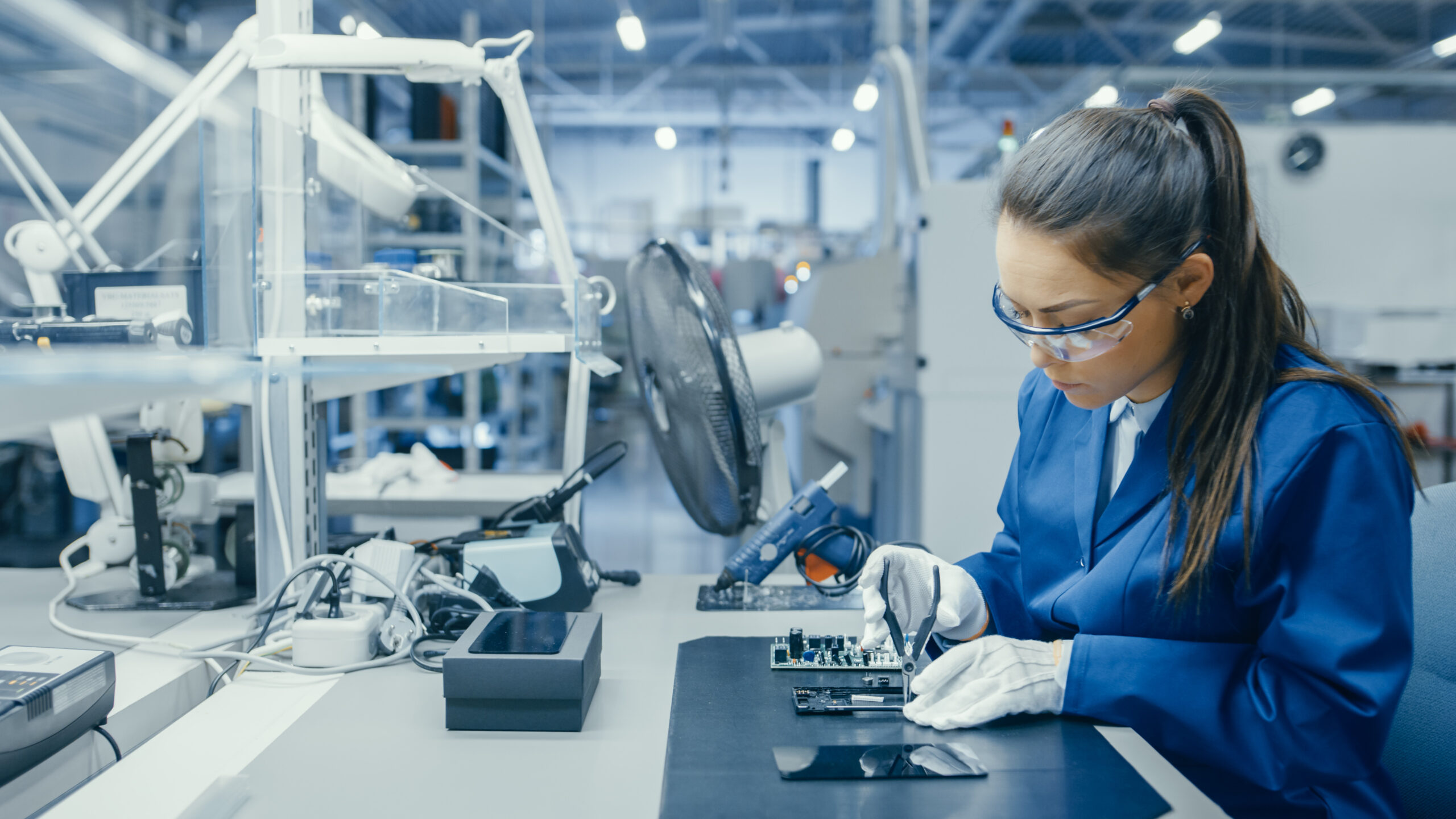 Title: What Electronics Factory Employees Wear Ties to Work?