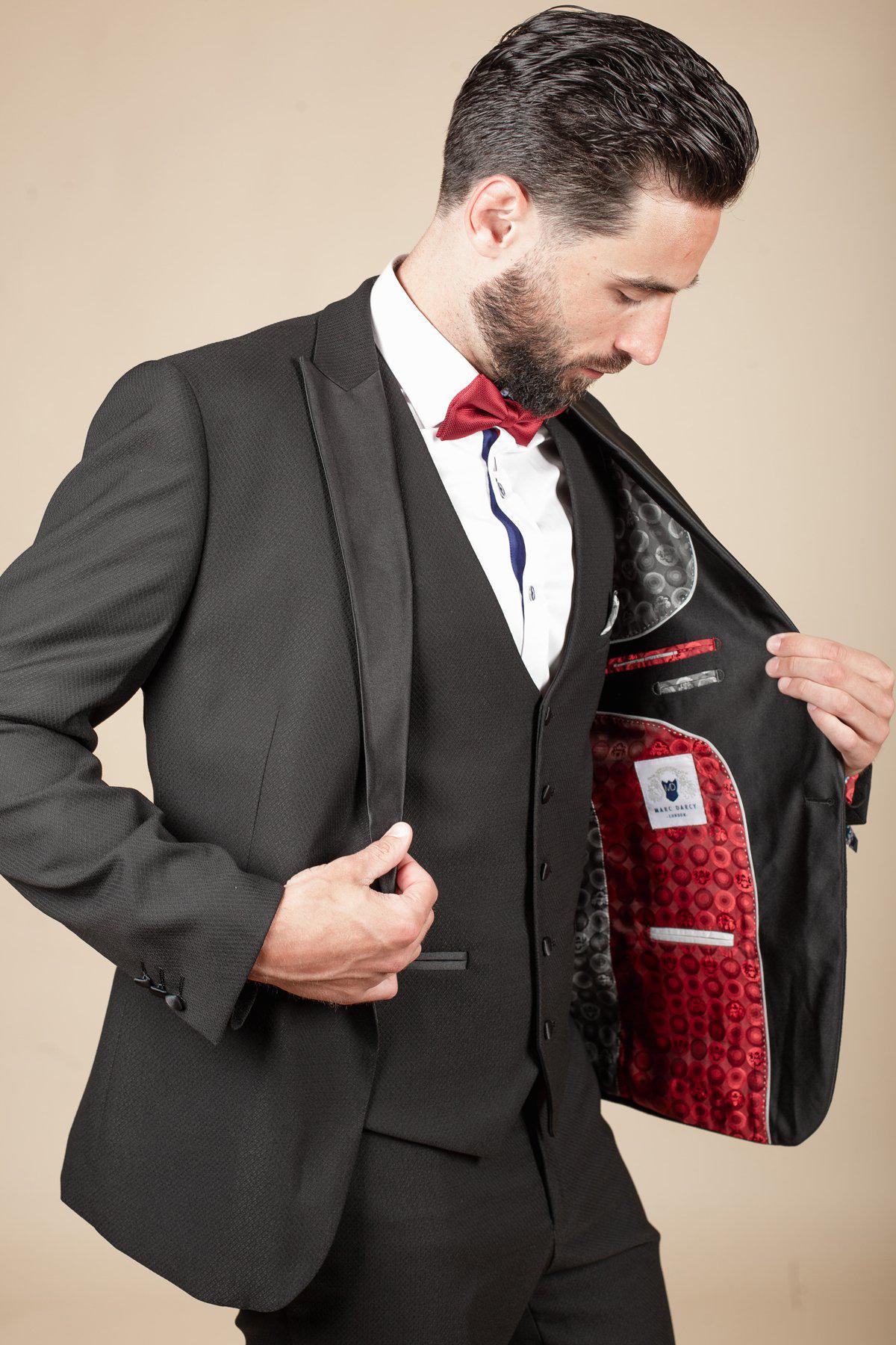 Luxury Ties: The Fashionable Accessory for Men