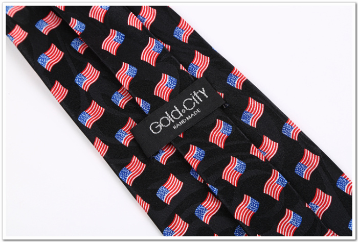 Customized Tie for a High-end Men’s Fashion Brand