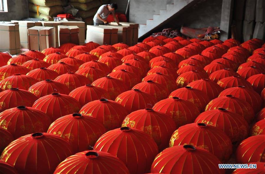 Title: The Timeless allure of Xian Red Ties - A Cultural Icon of Shaanxi Province