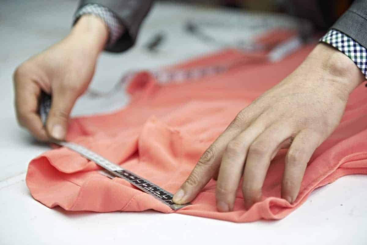 Title: An Insight into Shengzhou Xiuhe Tie Factory: A Masterpiece in Leather Crafting