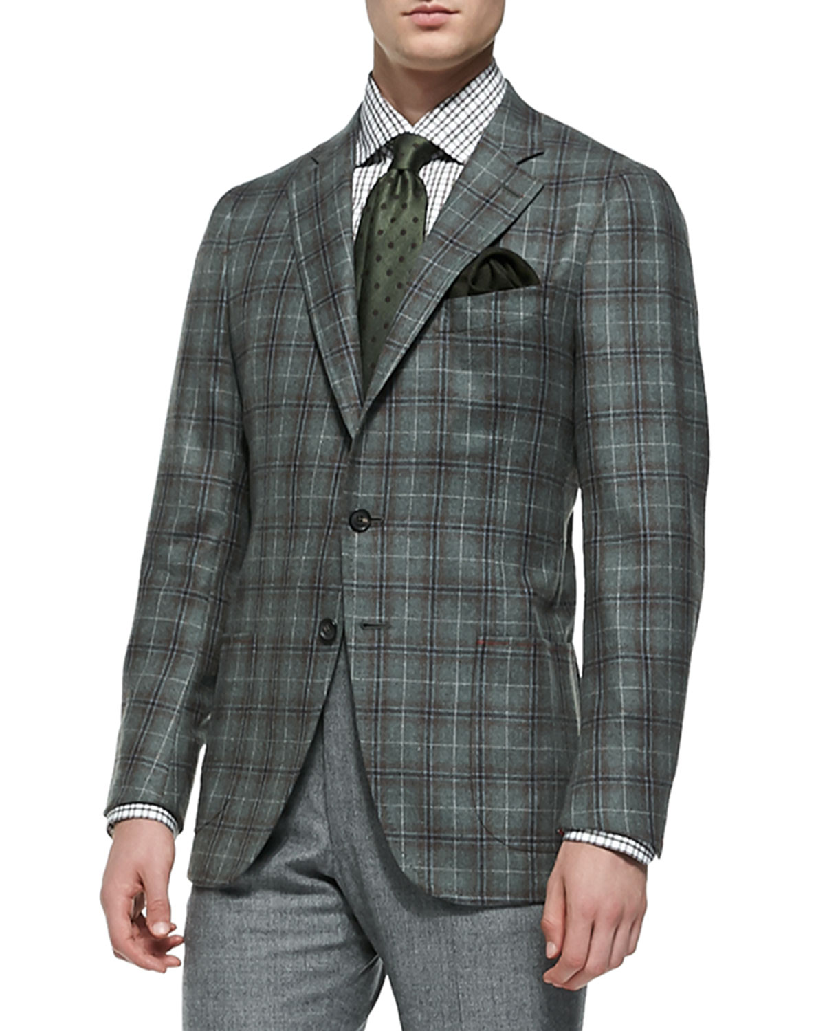 Title: The Art of Pairing a Green Suit with a Tie: A Guide to Creating a Striking and Professional Look