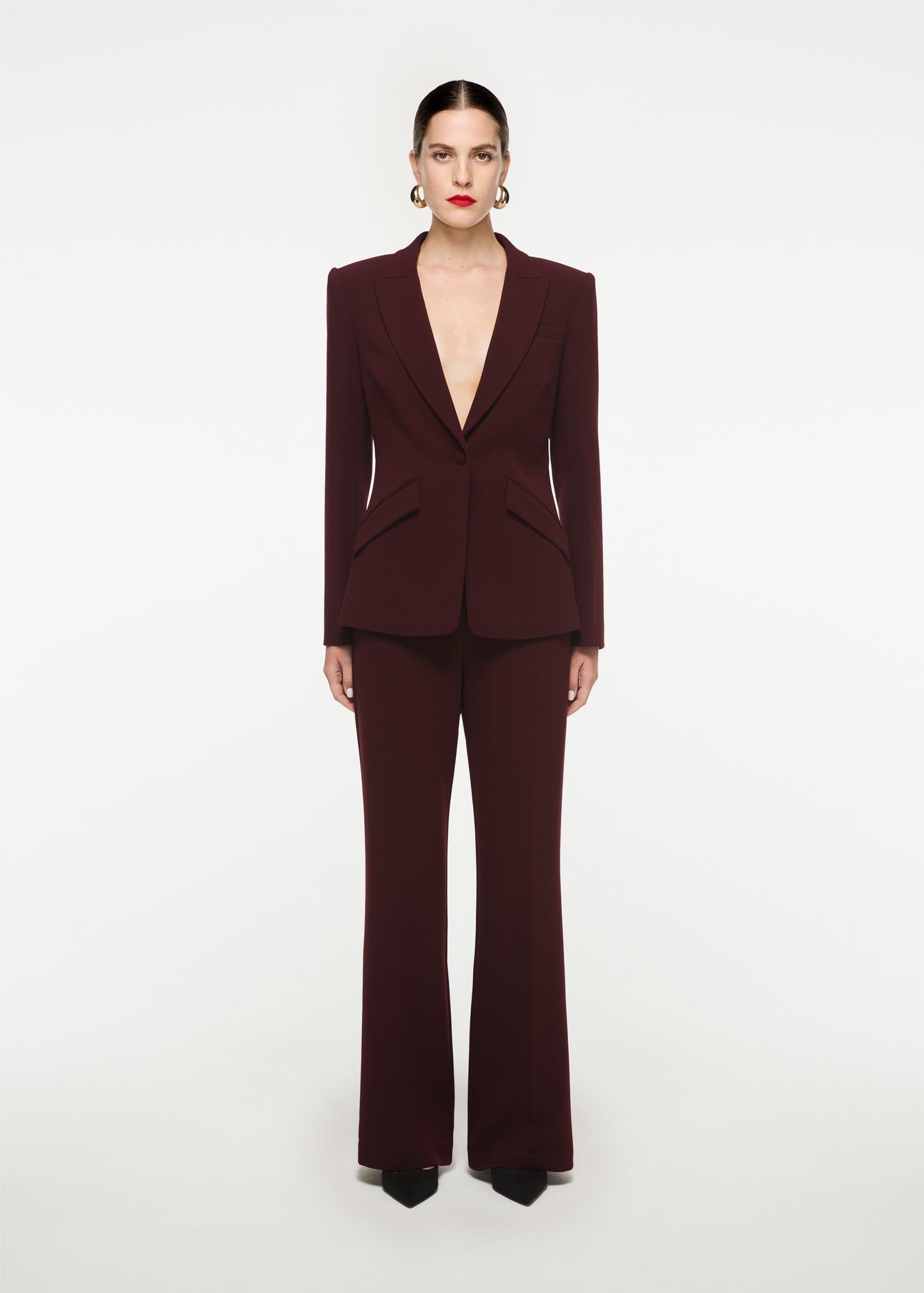 Title: Elevate Your Style: Recommended Womens Suit Brands with American-Inspired Ties