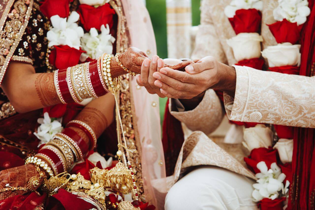 Title: The Art of Wearing Ties in Ancient Weddings: A Timeless Tradition