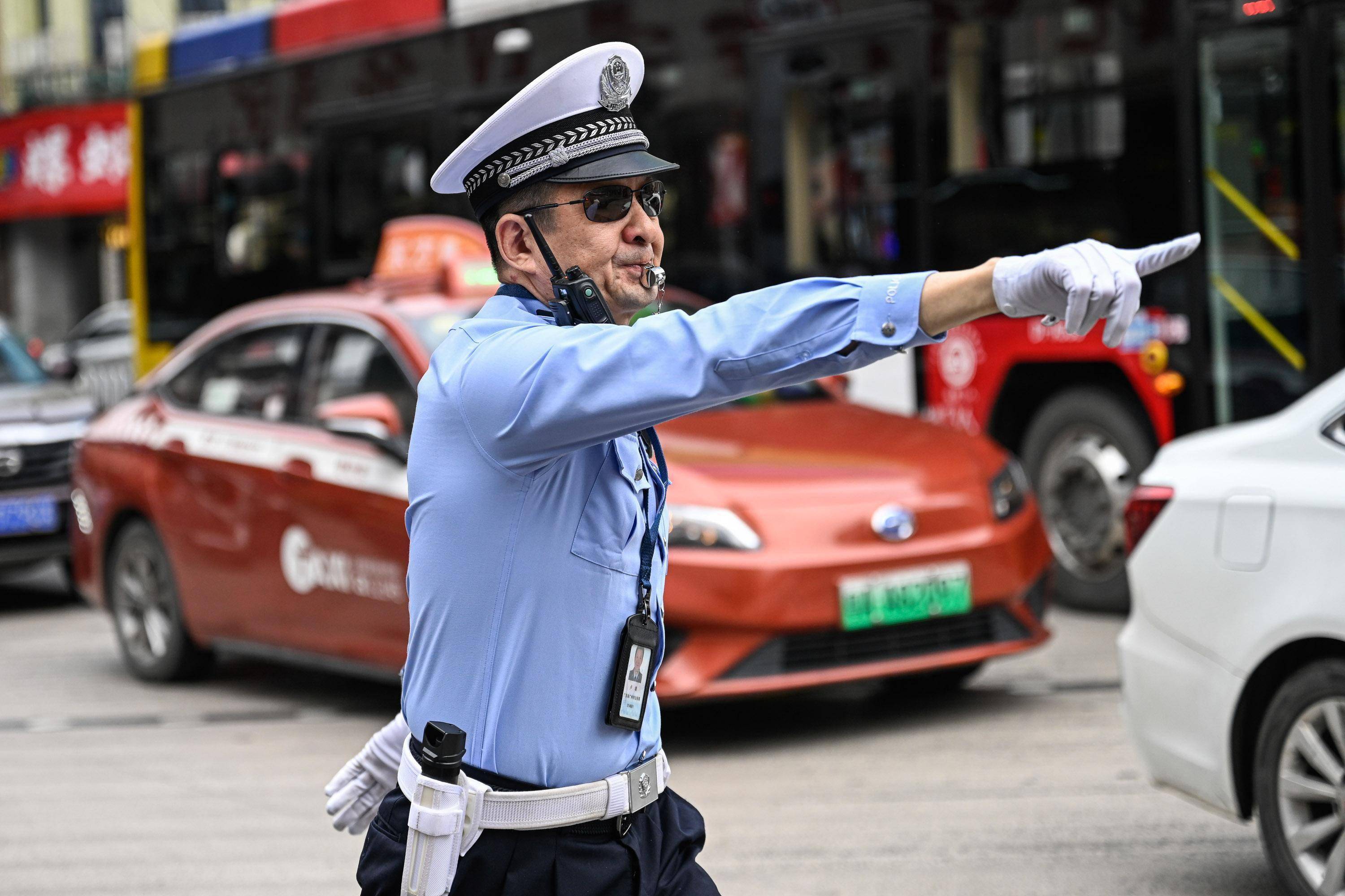 The Story of a Traffic Police Tie