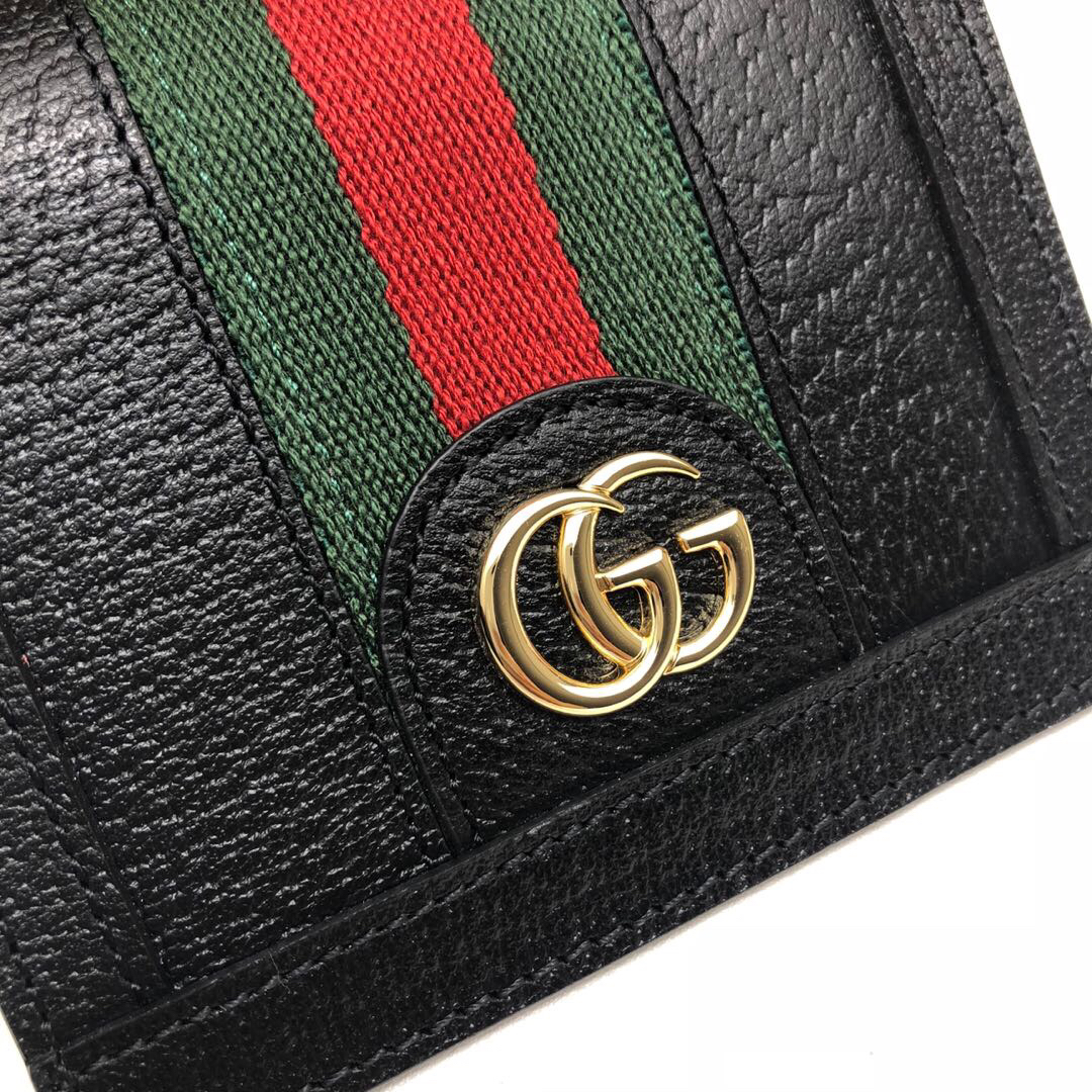 Title: Introducing the Gucci Tie Box: A Style Guide for the Perfect Accessory