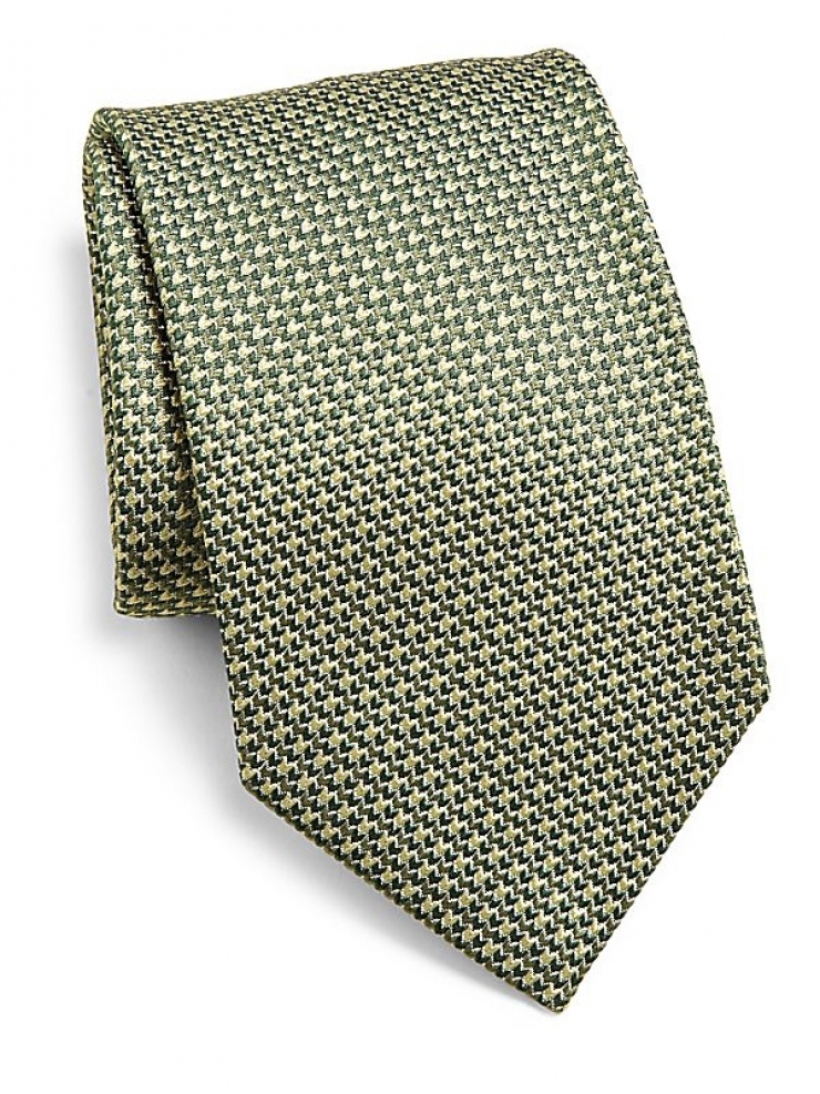 Title: The Art of Pairing Green Ties with Pocket Clips: A Guide to Elevate Your Attire