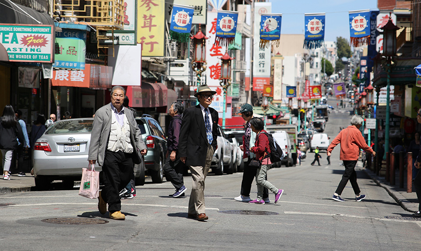 Buying Ties in Hanzhengnian Street