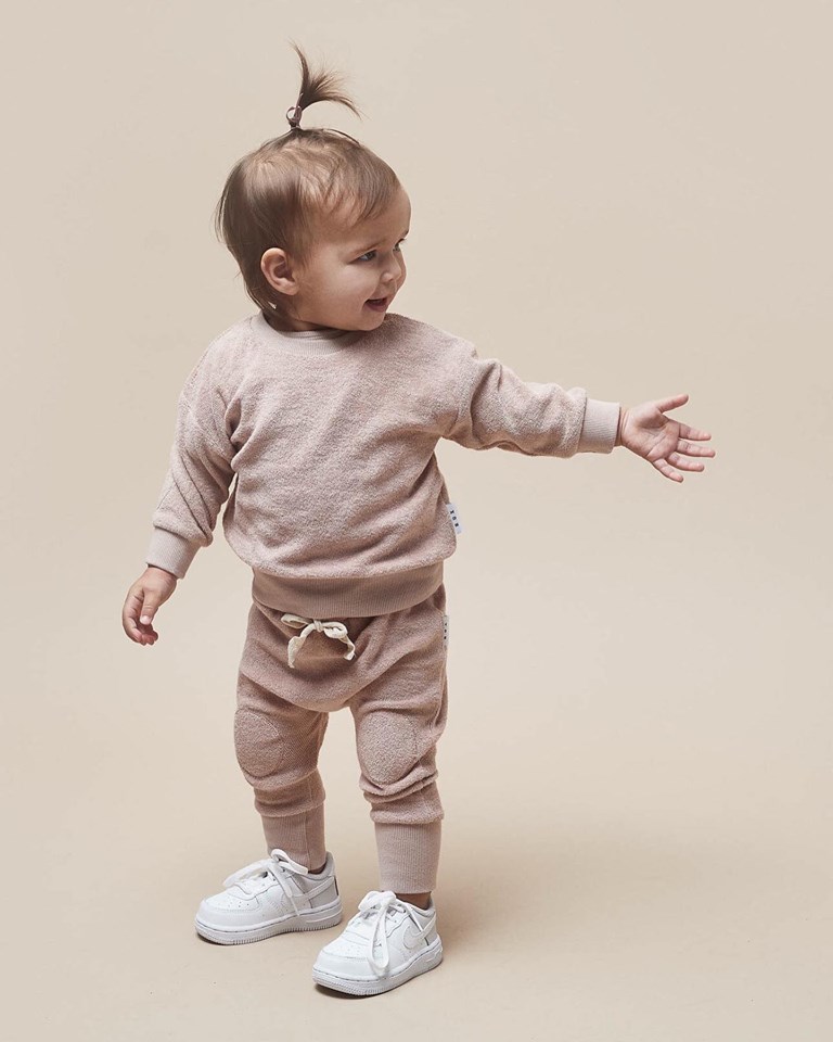 Baby Clothes with TIES: A Fashionable and Functional Design