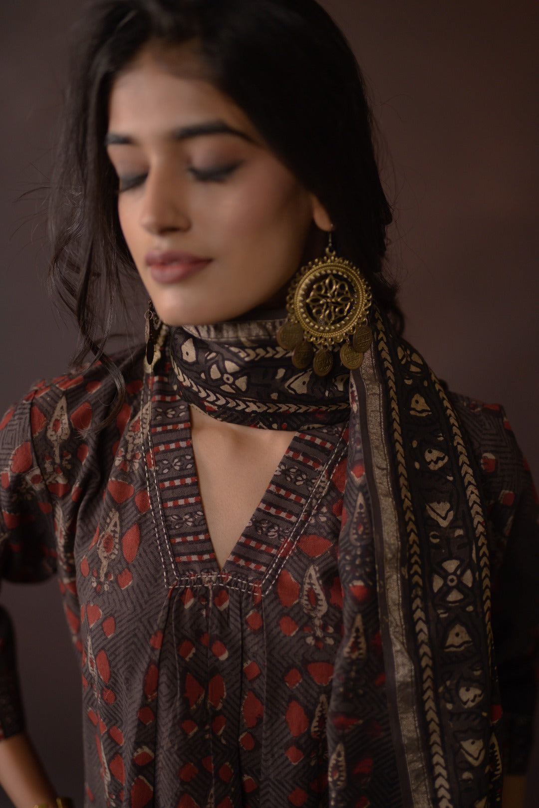 Ethnic Style Retro TIES: A Blend of Tradition and Fashion