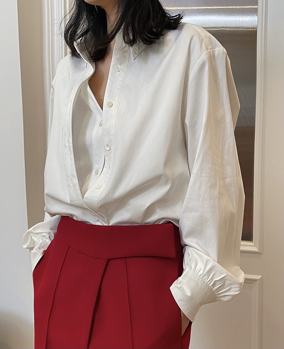 Title: Unveiling the Elegance: Korean-inspired Blouses Paired with Classic Ties for Women