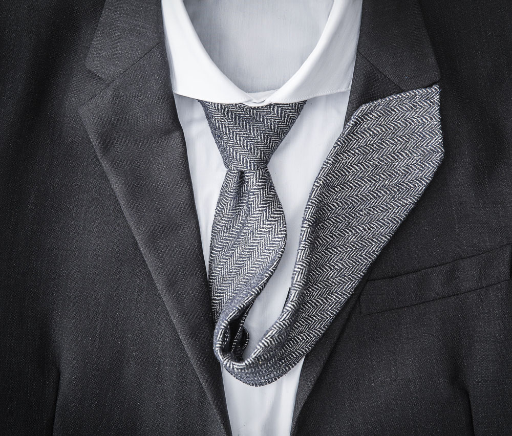 The Art of Dressing for Success: Mens西服领带摄影