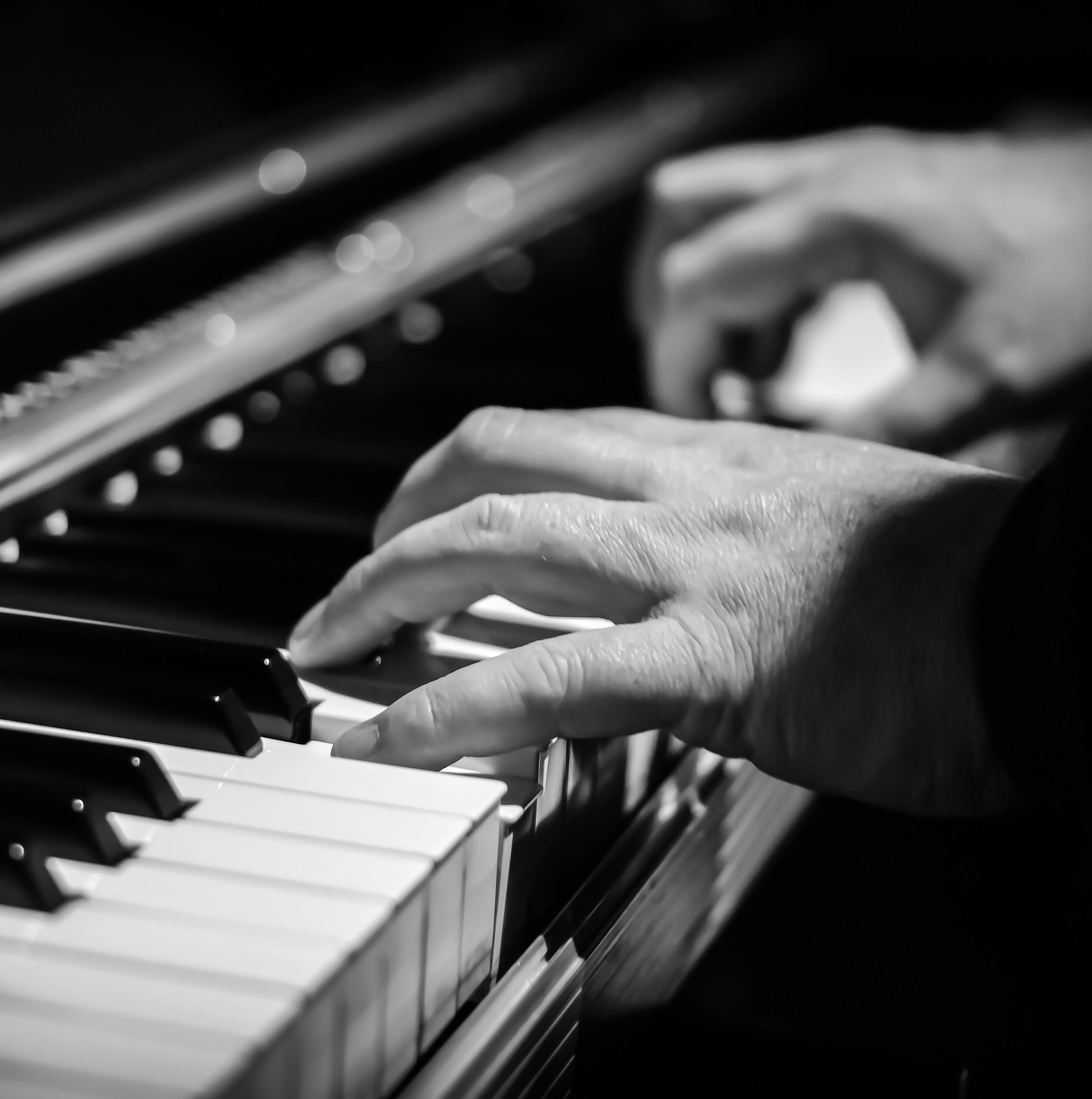 Title: Piano Accompaniment and Tie Tying Masterclass: A Guide to Perfectly Tailored Attire