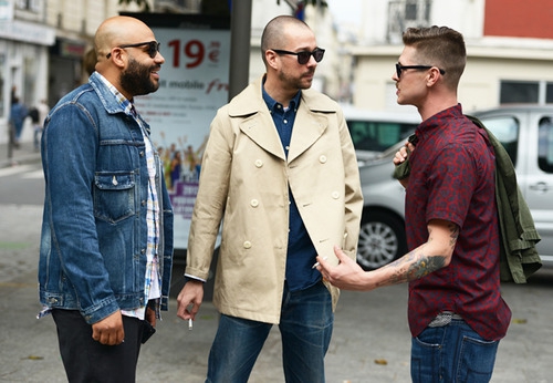 Title: Should Men Wear Ties with Suits? The Debate Goes On