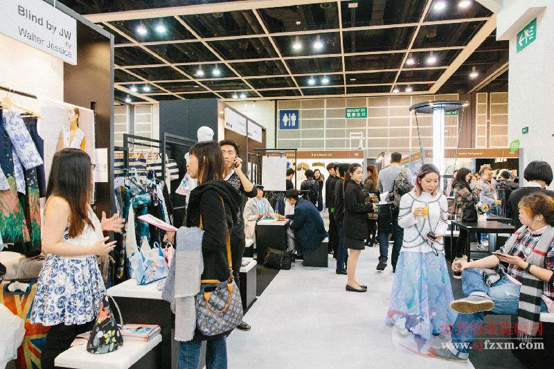 Title: The Art of Tie-wearing in Hong Kong