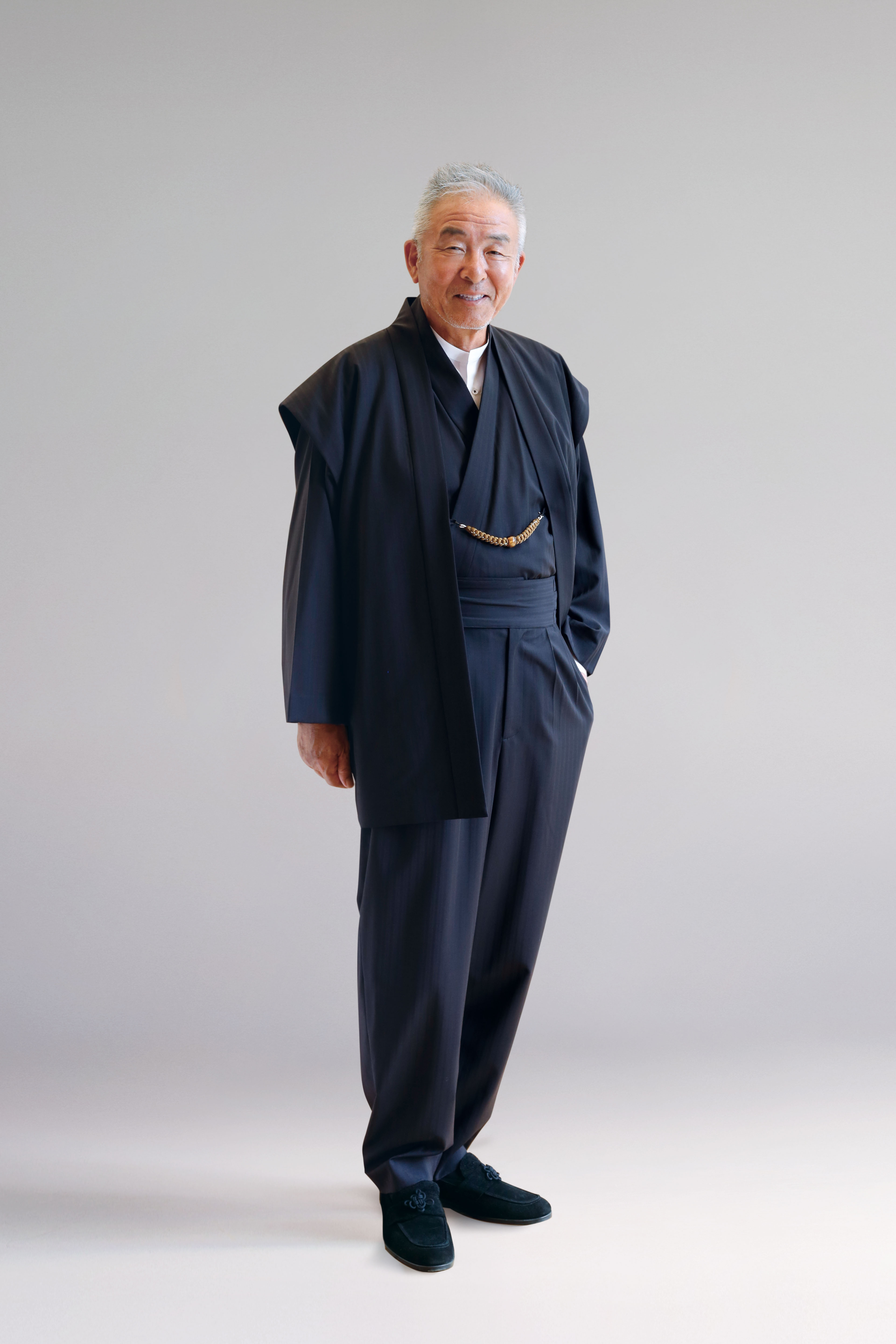 Title: Classically Crafted: The Aesthetic Essence of a Mens Business Attire in Japanese Style