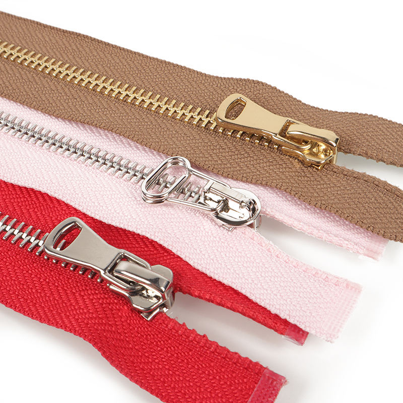 Title: Zipper Tie Brands Recommended for Women