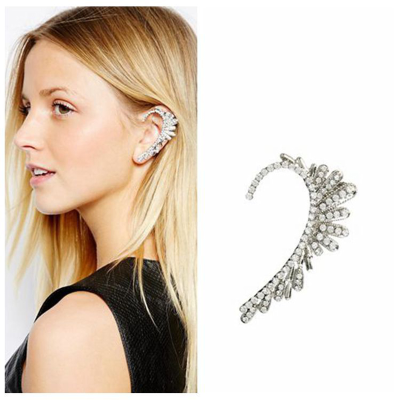 Classy and Stylish Earring Styles That Are Perfect for White-Collar Professionals