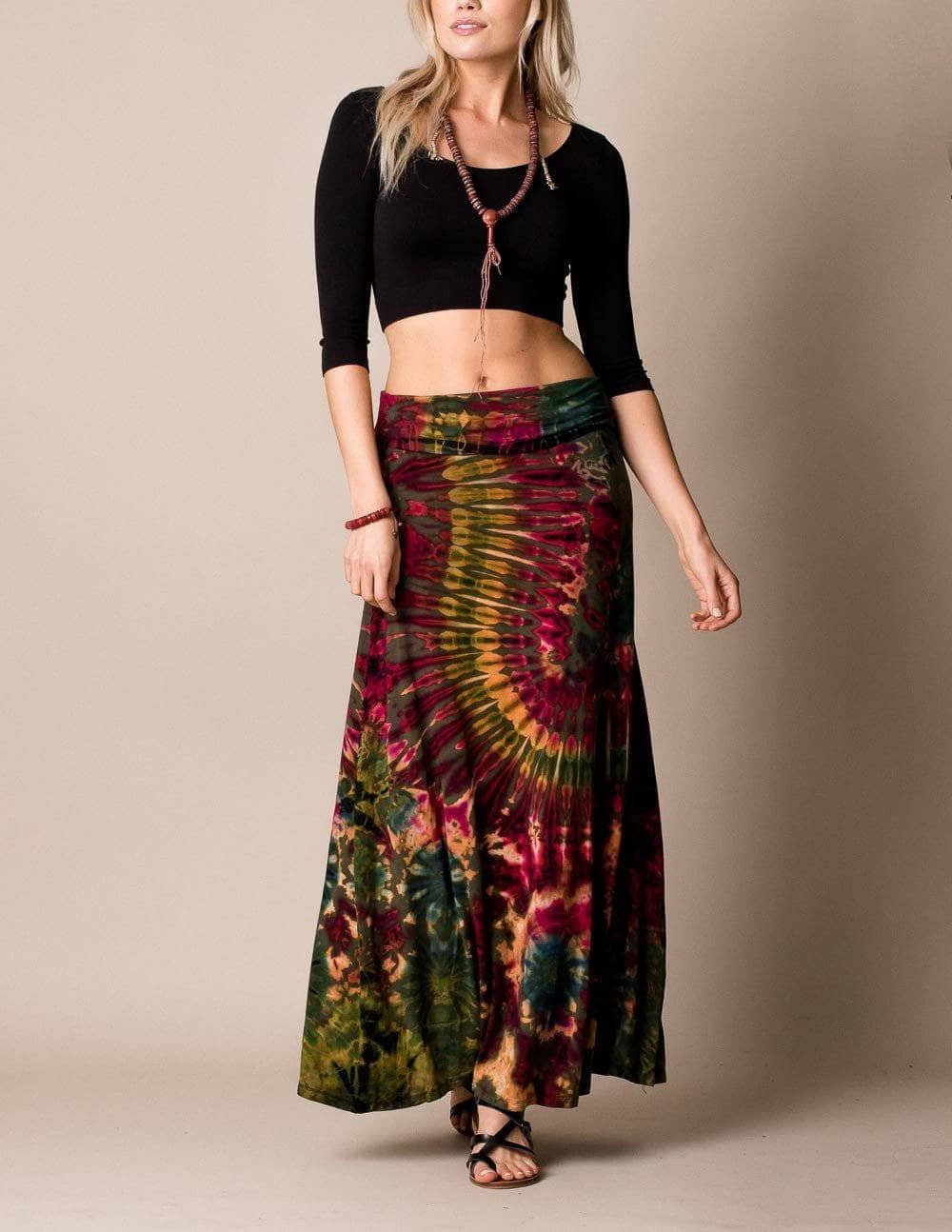 Simple Tie-Dye Skirt DIY Guide