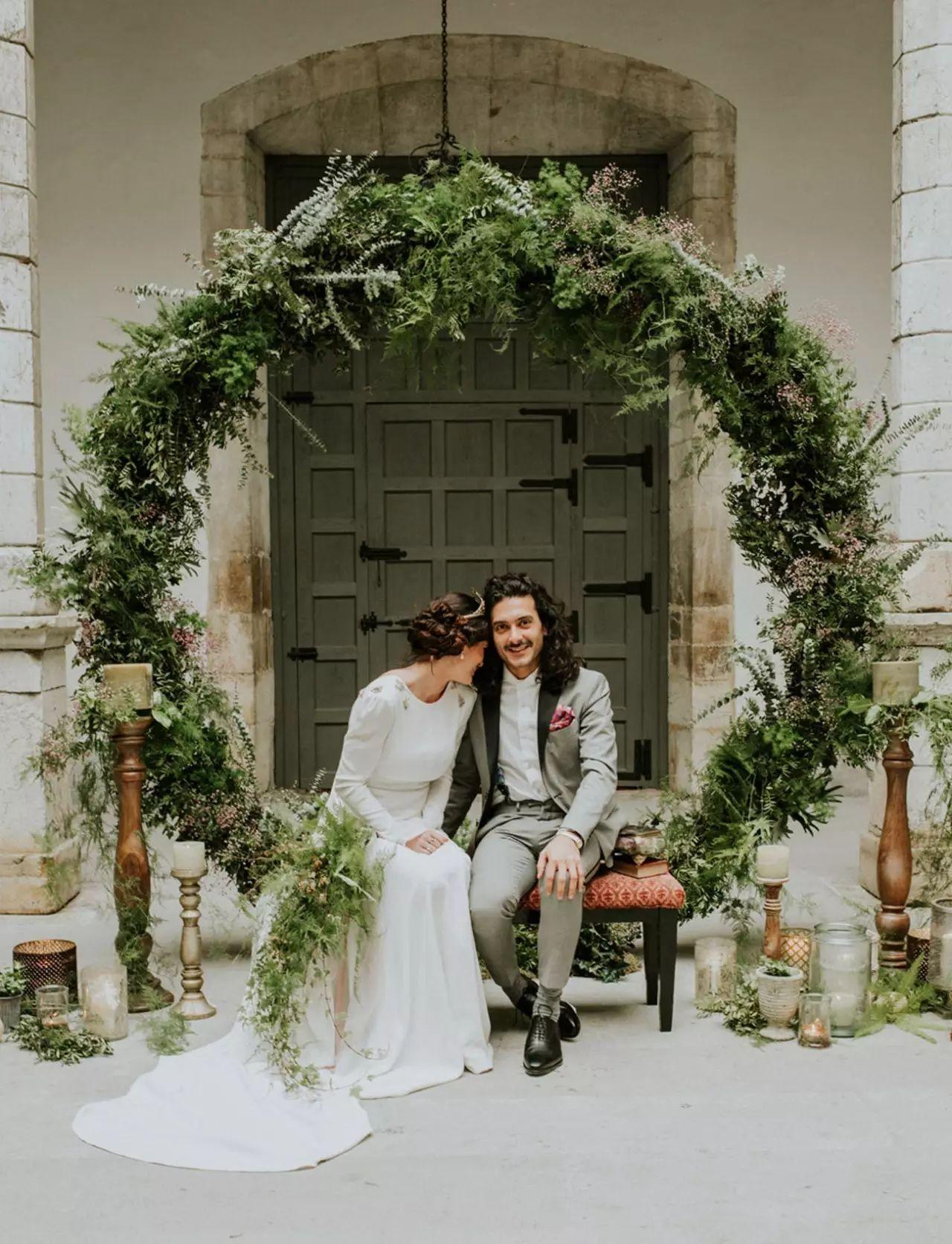 Title: The Unique Charm of Vintage-Style Wedding Ties for Grooms