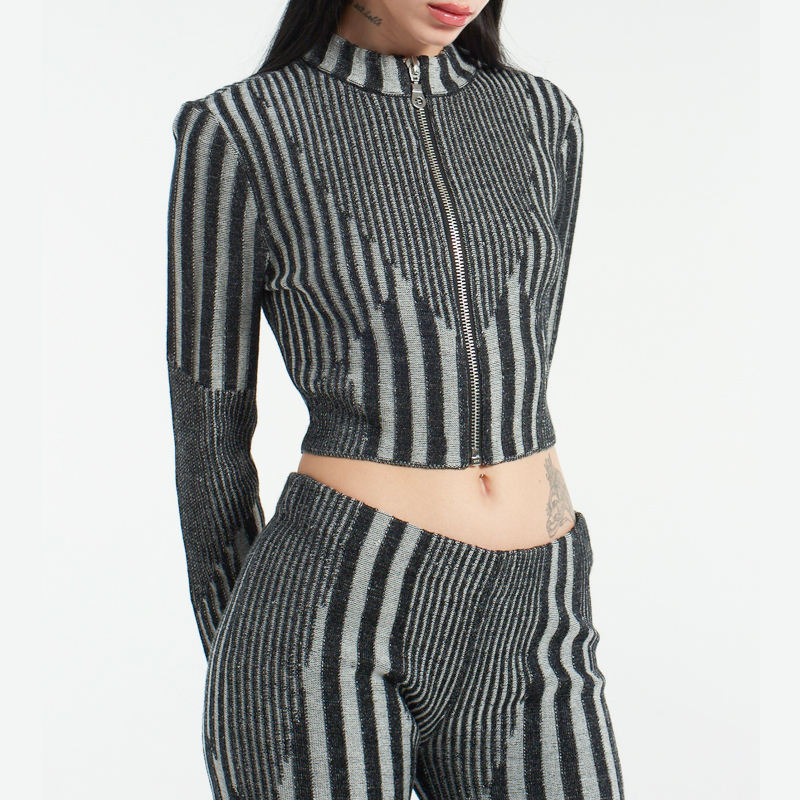 Title: The Fashion of Womens Striped Tie-Up Zipper Blouses