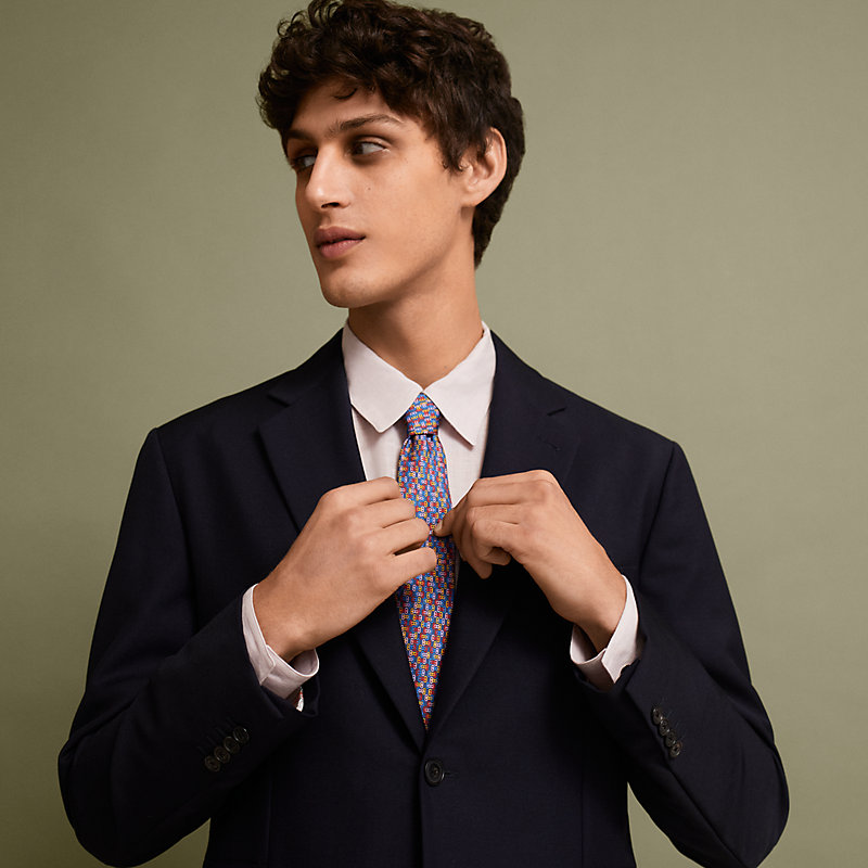 Title: Student-Mens Tie Recommendations and Style Guide