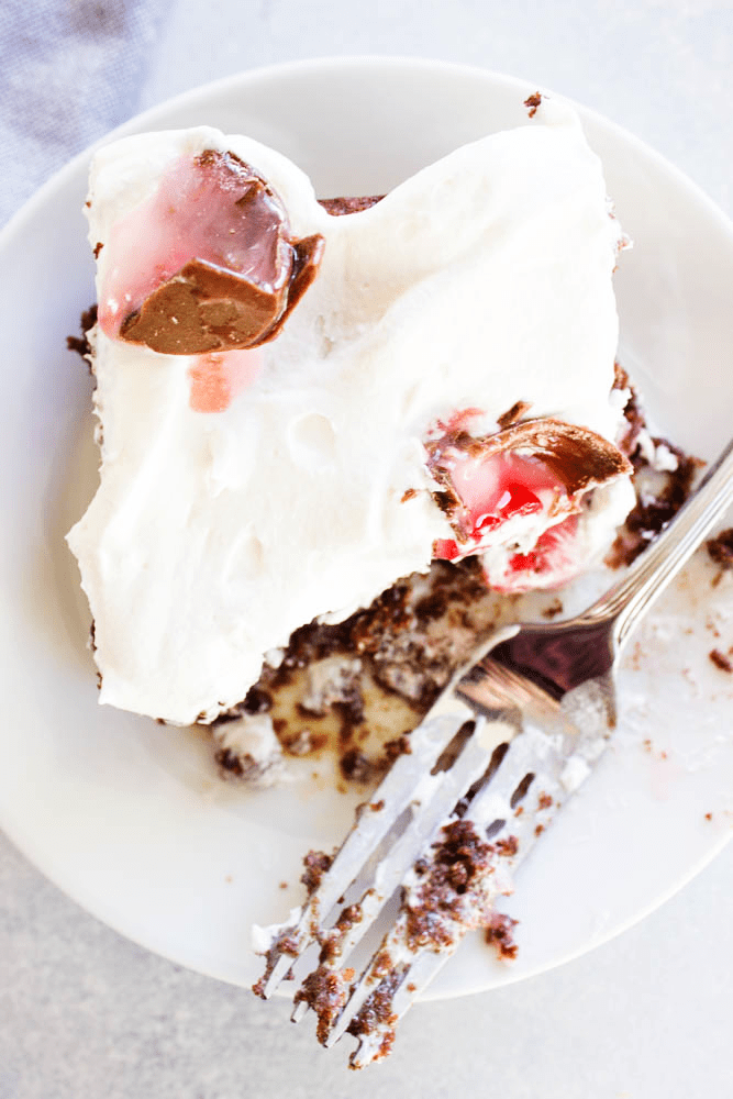 Simple Tie Pattern Cake Recipe and Pictures