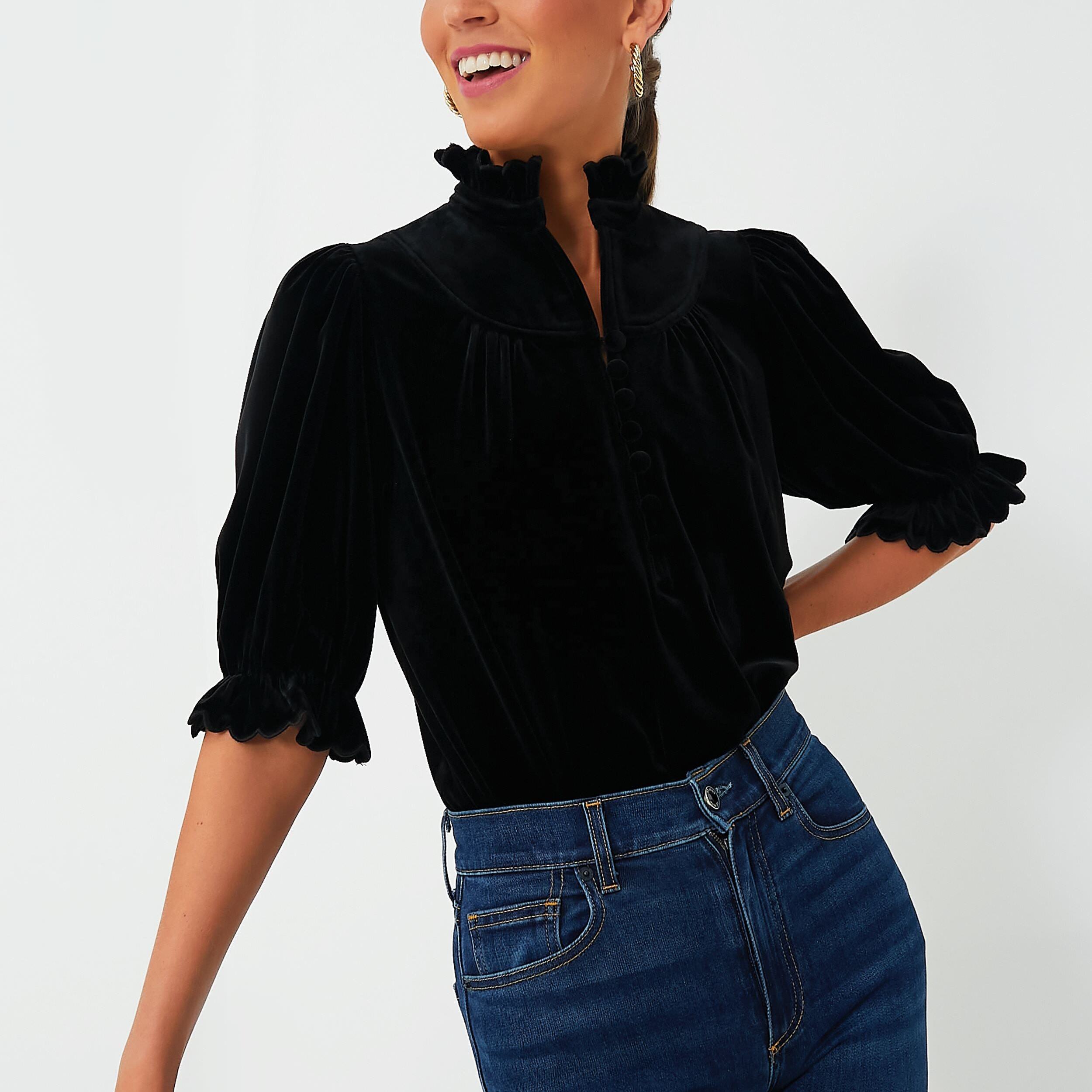 Title: Black Short-Sleeve Tie-Up Blouse: A Fashion Staple for Women