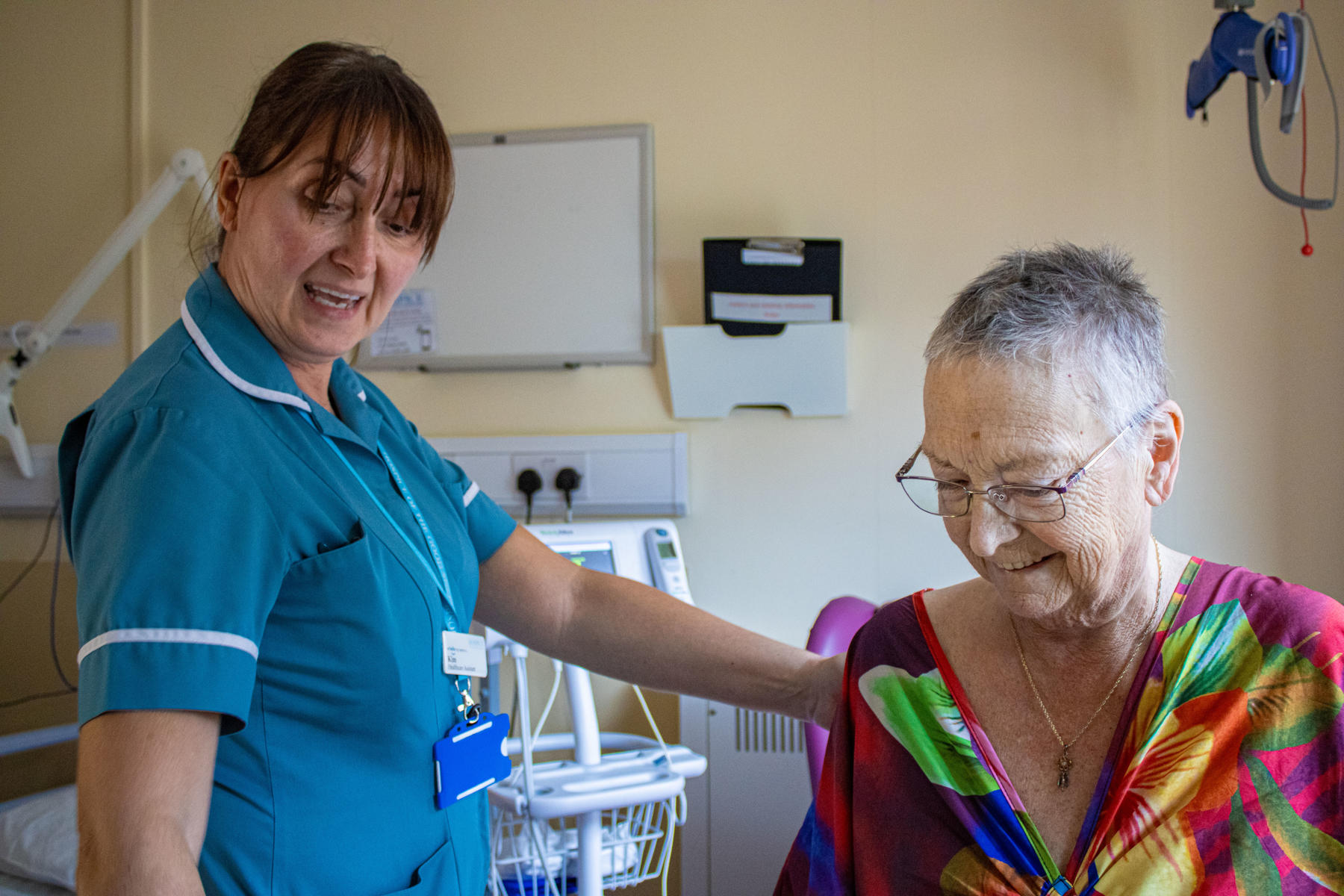 Nurse Tie Photos: A Reflection of the Professions Spirit and Dignity