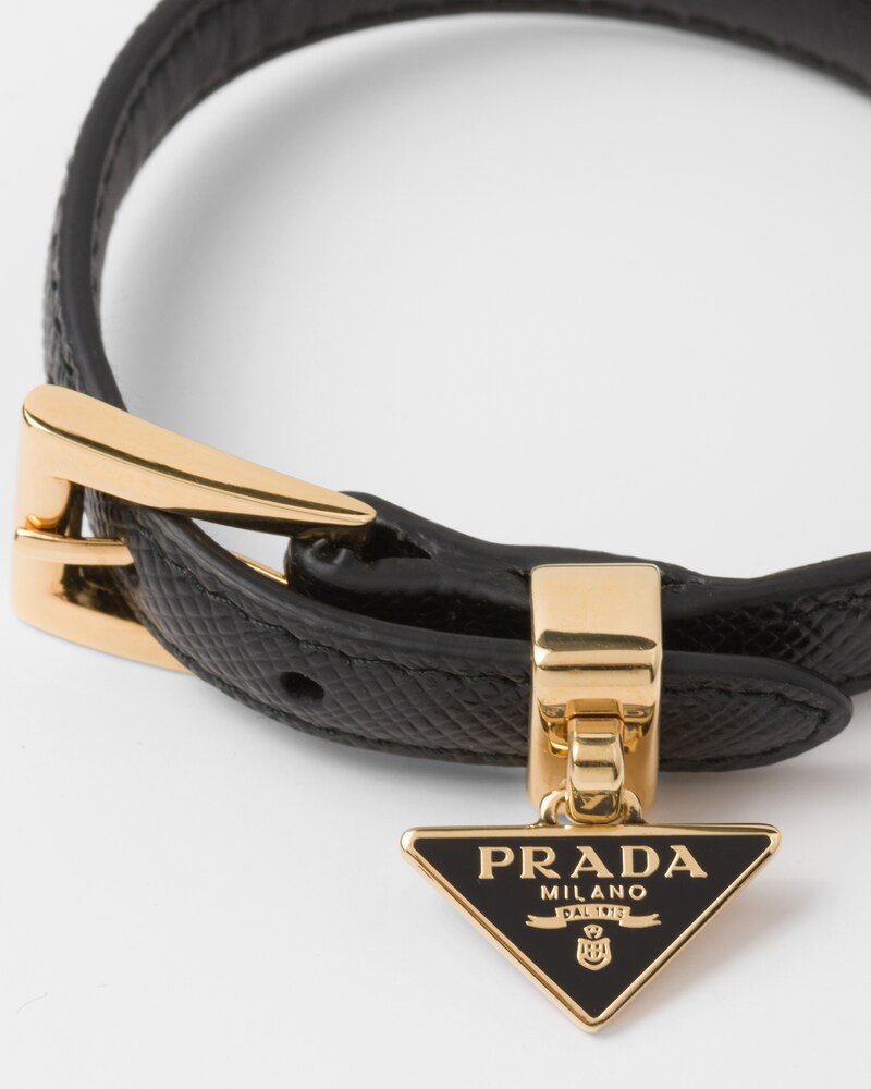 Title: The Timeless Elegance of Pradas Bolo Tie: A Cultural Icon