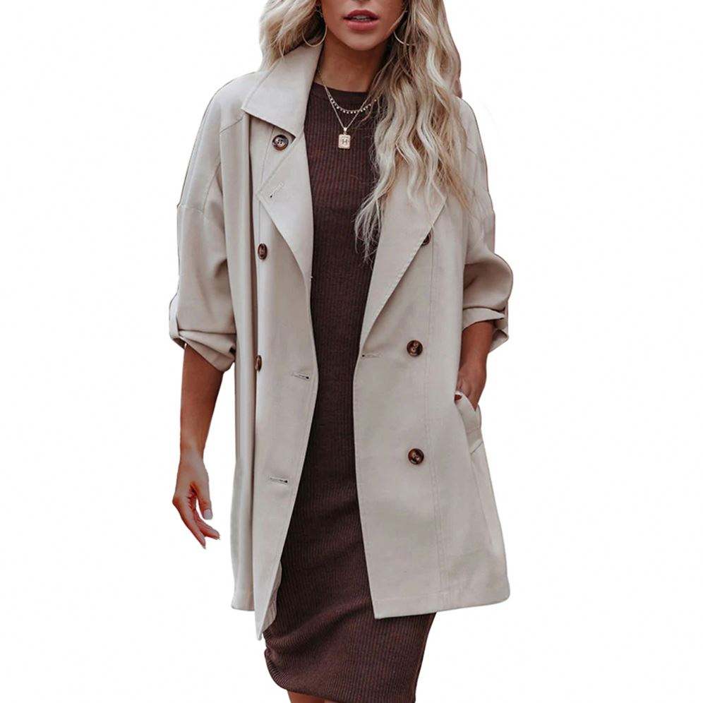 The Unique Charm of a Tie-less Sleeveless Coat