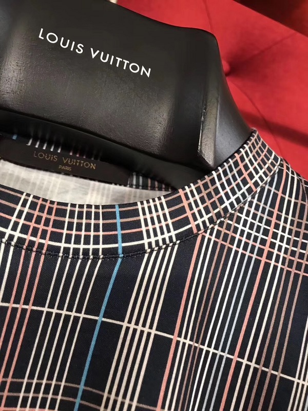 The Elusive Limited Edition Louis Vuitton Tie: A Timeless Piece of Luxury